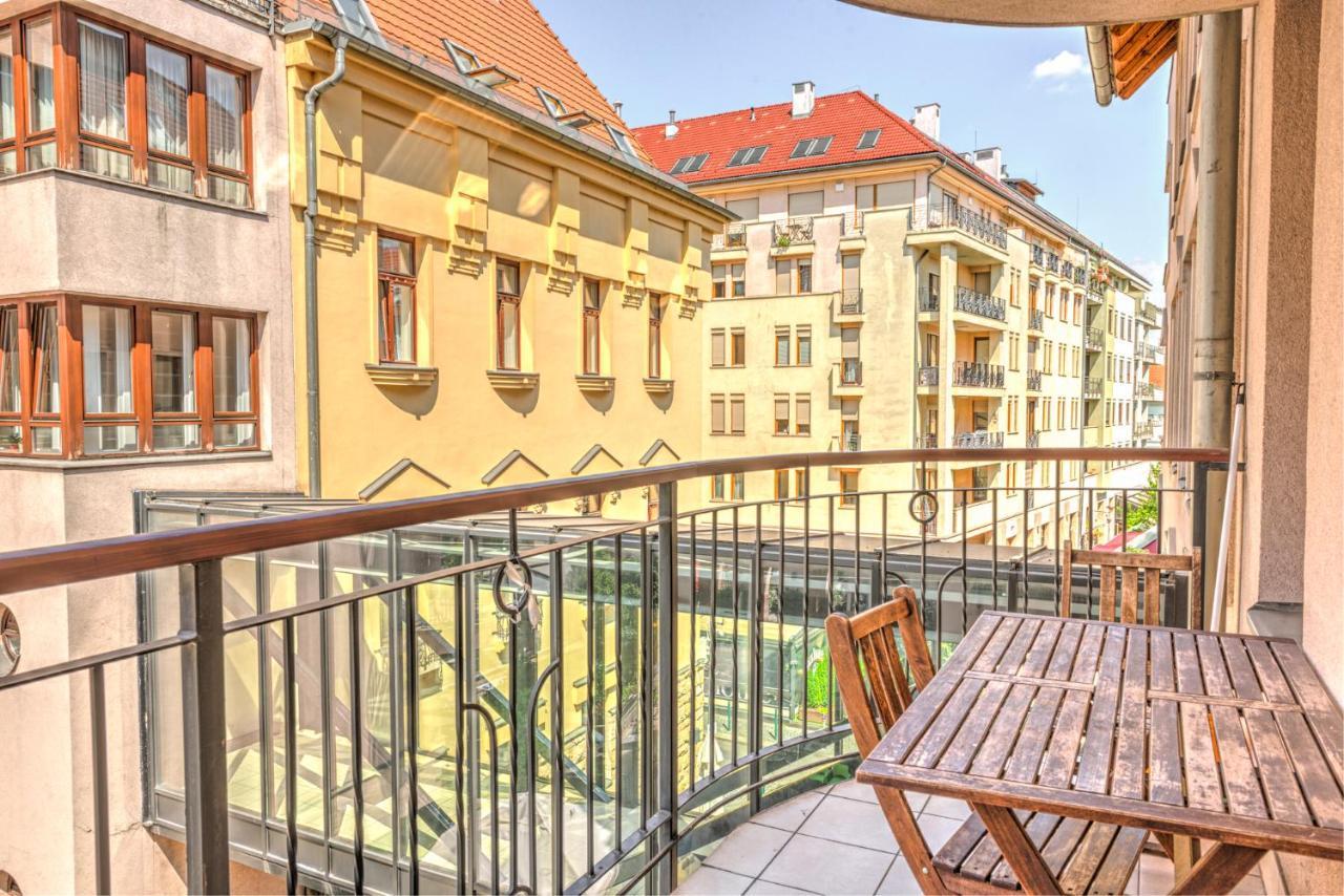 City Central Apartments Budapest Extérieur photo