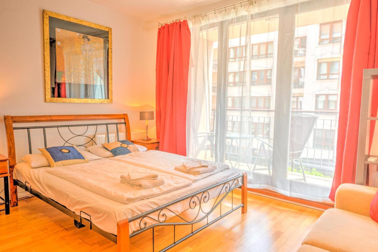 City Central Apartments Budapest Extérieur photo